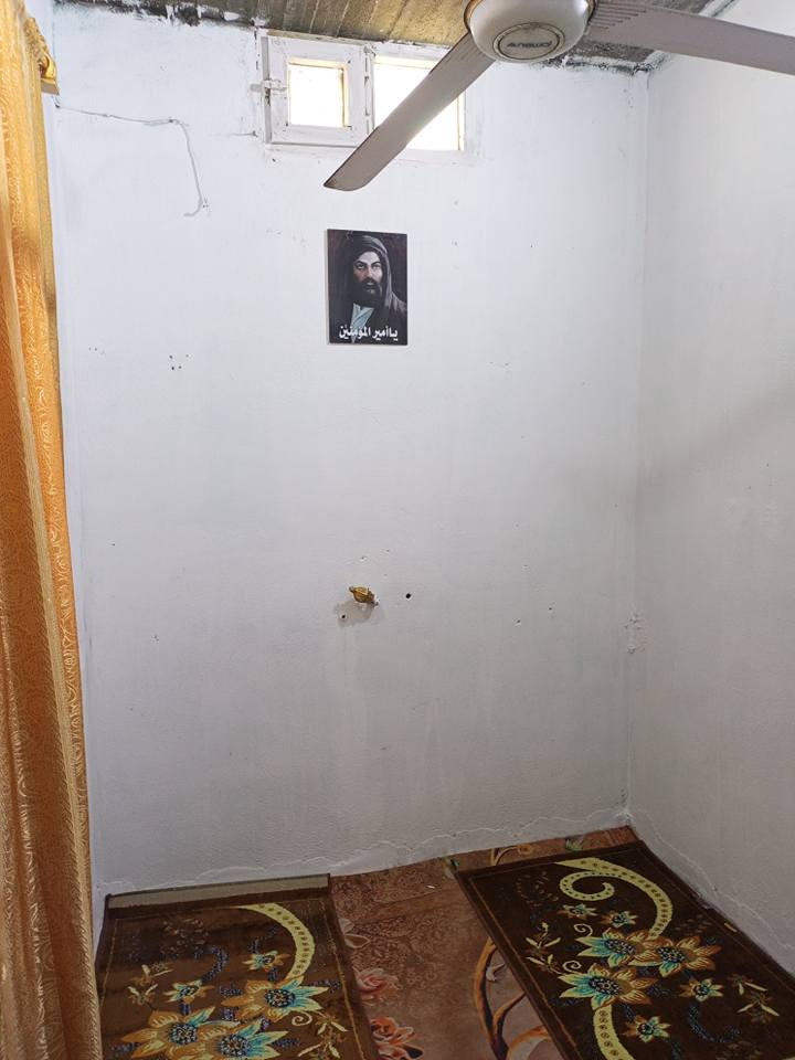 السلام عليكم دار 50متر طابق ونص والطابق الثاني سندويج المنطقه نهايه الحر الصغير حي الهادي على البزل خدمات كامله مي مجاري كهرباء الاستفسار اكثر اتصل على الرقم ***********
