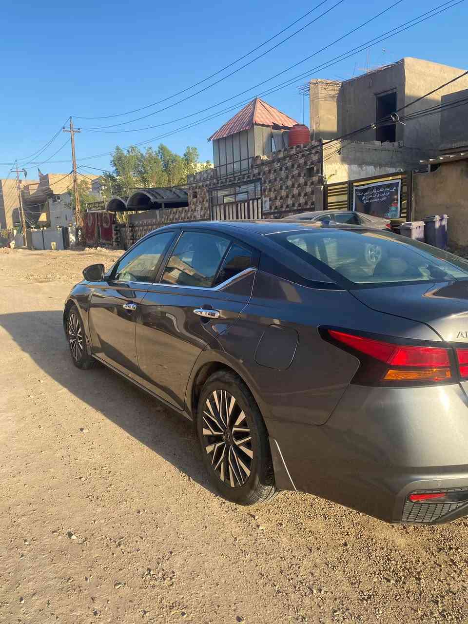 نيسان التما 2024  sv امريكي ضربتها بجم امامي لايح الشاصي شي قليل سيارة ب اسمي تحويل ثاني يوم السيارة خير من الله كيرها ومحرك مكاني بابل ب150 وبيها مجال بسيط 
***********
