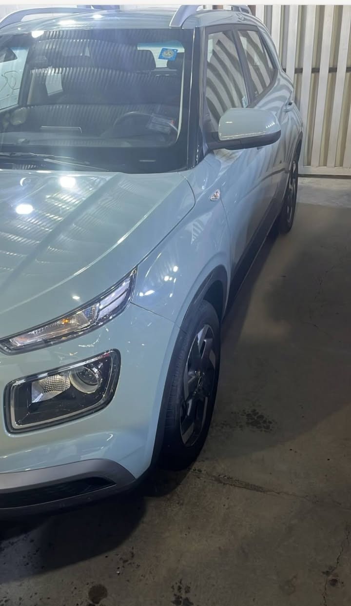 سلام عليكم ٢٥ موديل فول مواصفات بصمه فتحه حادث تبديل جاملغ ودعاميه ماشيه اقل ٢٠٠٠ سعر ١٣٥ الشراي يتصل *********** بغداد الجديده سياره تحياتي
