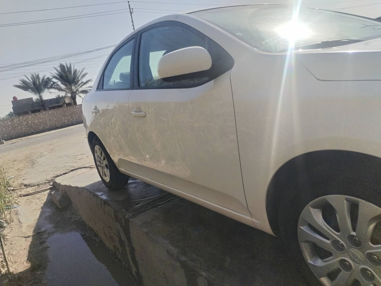 فورتي 2013 ماشيه 41 حقيقي التفصيل اتصال على الرقم السعر 105 وبيه مجال قليل ***********
