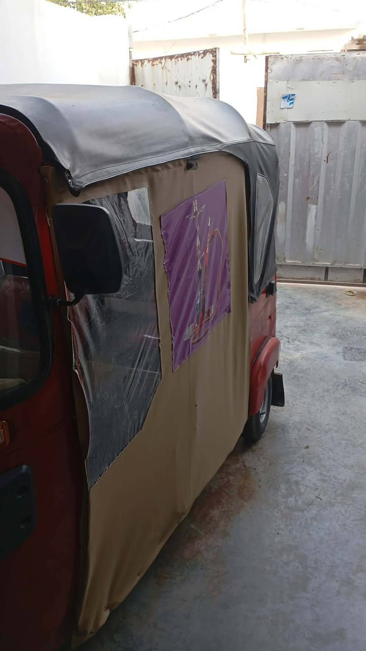 سلام عليكم تكتك البيع موديل 2017 تكتك نظيفه معمره جديد المكينه،مستحقه تجفيت مكان ديالى بلدروز السعر 3000 وبيهه مجال الستفسار***********
