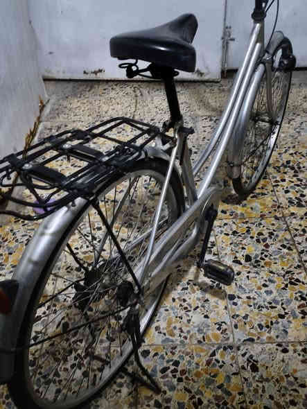 باسكل حجم 26 ويا كل ملحقات صناعة 2020 مكاني بغداد الحريه الثالثه تواصل مع *********** سعر 75
