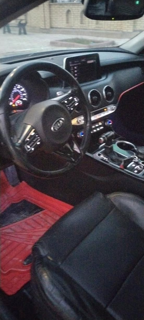 كيا ستينكر موديل 2018
السياره جديده ومل جناي
السياره فول موصفات رقم اربيل 
السياره بيه خشم الجاملغ والبنيد بدون دواخل
سعره 138 الاستفسار عن راقم اني مكلف بالنشر 
***********
