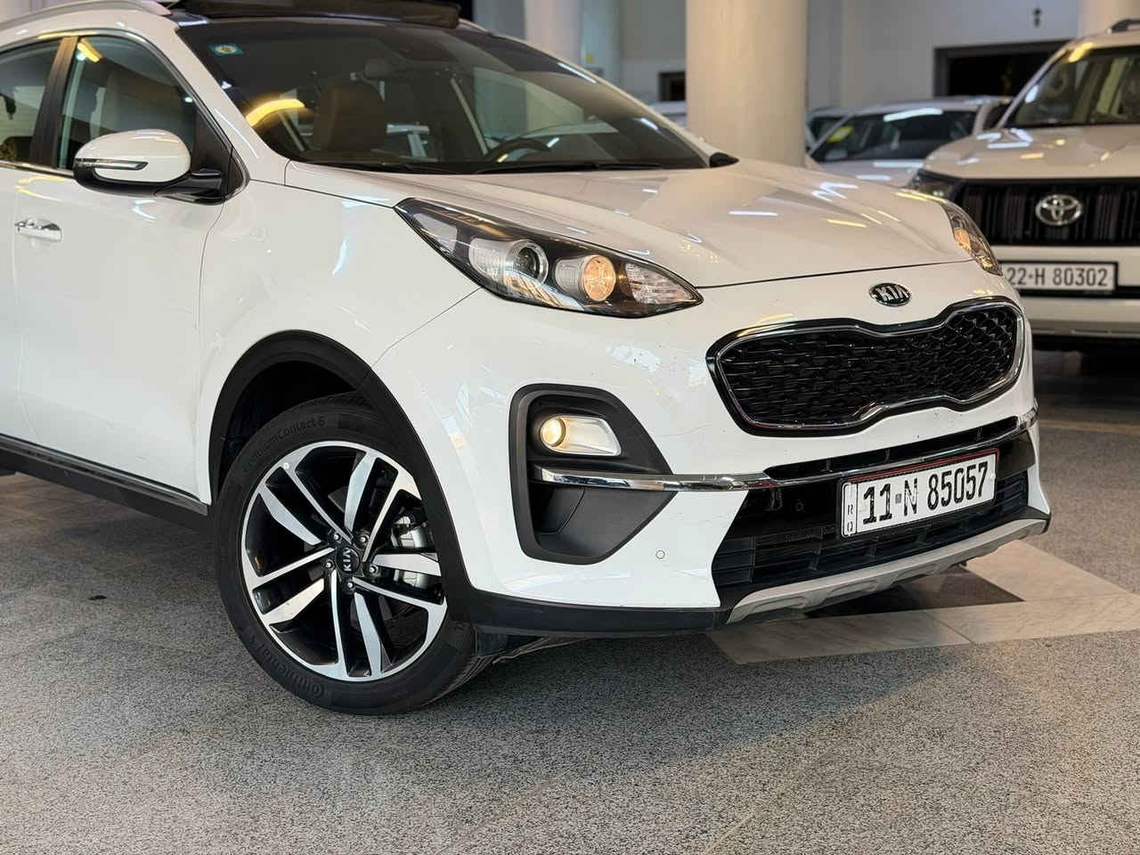 كيا سبورتج 2021
خليجي مكفوله من الصبغ والتبديل و البارد 
رقم بغداد جديد 
مستخدم عداد 50000 Km
مواصفات  فول 1/1 
مكينة 2.0
داخل جلد حمصي 
بصمه تشغيل 
تشغيل عن بعد 
بانوراما 
يدات نيكل 
مري كهرباء 
تحكم ستيرن  
تبريد قطعتين 

مكانة بغداد الكراده 
***********
