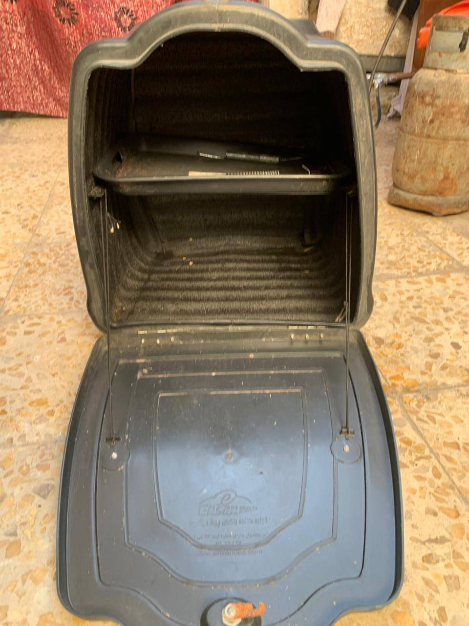 صندوك لبيع اخوه جديد ب ٣٠
٢٥ من الاخير
بغداد مدينه الصدر ***********
