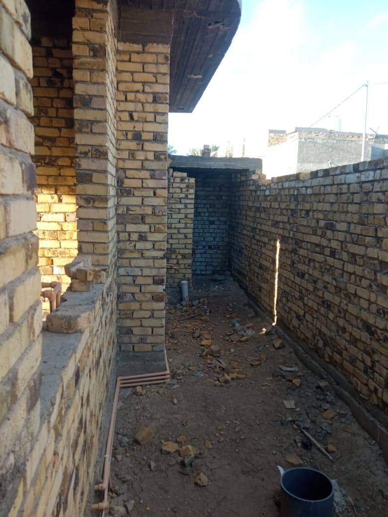 سلام عليكم هيكل مسكوف 100م الأ 10×10واصلها مي يعني ساحبين مكانها حلة محيزم الرابعة سند 25زراعي 
مجاري مجهز بواري وبواري مي جاهزة دفن مثل ماواضح السعر 45بي مجال بسيط جدا اخوان ‏‪0781 273 5293‬‏مكلف بالنشر السعر قفله على الرقم
