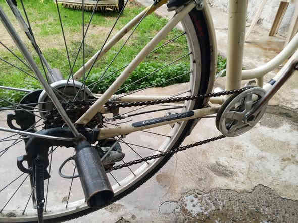 بايسكل ياباني حجم 26 كير شغال حساس بايسكل جديد تيارات جداد متواجد عال فيس يجيني خاص   
   الشراي السعر95او بي مجال
