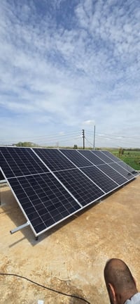 منظومة شمسية • ألواح 620W • بطارية ليثيوم 15kW