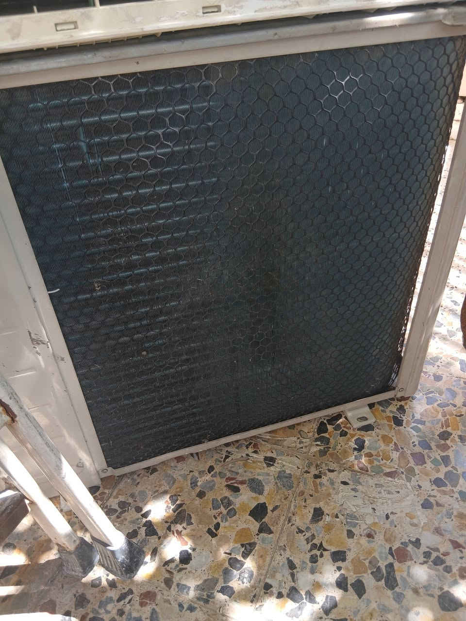 قطعه خارجيه للبيع ميديا شغاله .السعر 200العنوان بغداد


**إذا كنت صاحب هذا الإعلان وتريد حذفه لأي سبب، رجاءا أرسل رسالة إلى الدعم الفني**