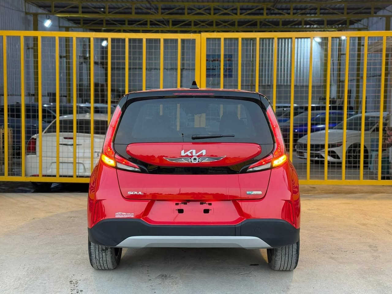 اقساط اقساط اقساط 
عرض جديد يشمل جميع المحافضات 
مقدمة + اقساط شهري 
ماكو بدون مقدمة رجاءً
كيا صول كلين مكفولة كفالة عامة 2024 فول مواصفات
للأستفسار ***********
