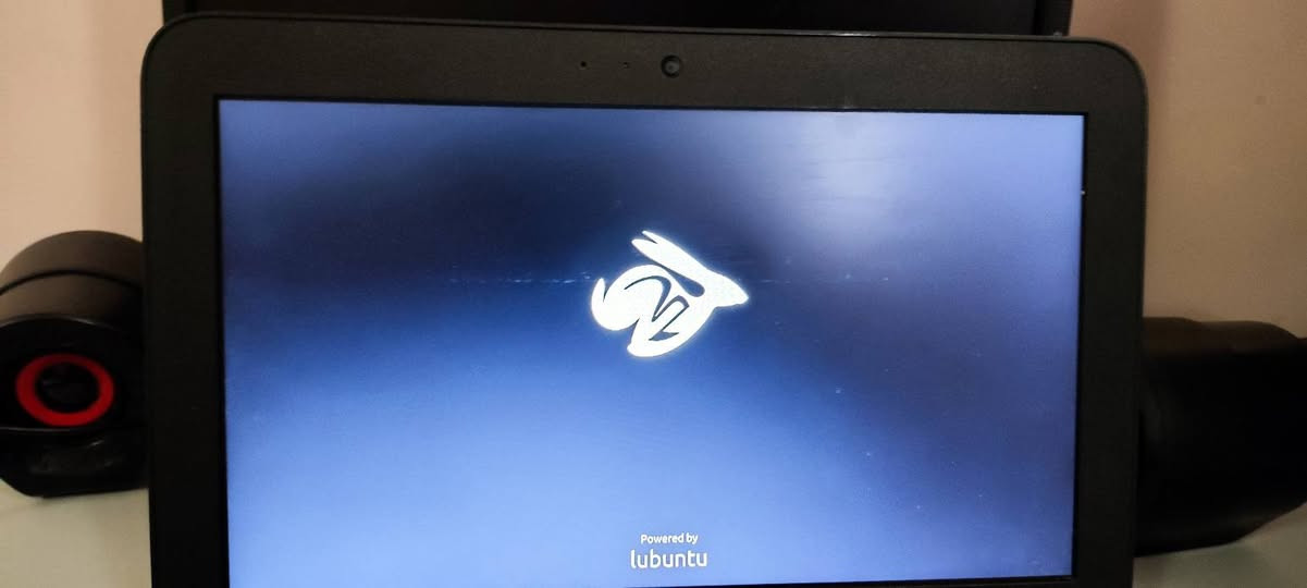 سلام عليكم
عندي Chromebook 11g5 ee

معالج سيليريون رام 4 

intell hd graphic 400

ذاكره 16gb او تكدر تزيدها

جميع المنافذ شغاله او استعمال نضيف كلش سعرها 60 

طبعا هيج لابتوبات تفيد اكثر شي الطلاب لان وزنها خفيف


**إذا كنت صاحب هذا الإعلان وتريد حذفه لأي سبب، رجاءا أرسل رسالة إلى الدعم الفني**