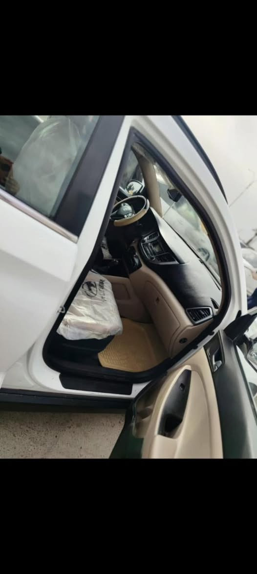 للبيع سنتافيا موديل ١٧محرك ٢٤٠٠ماشيه ١٤٦رقم مثنى ألماني فول مواصفات تحويل مباشر /المالك والسياره بالسماوه قضاء الخضر الاتصال على صاحب السياره ***********
