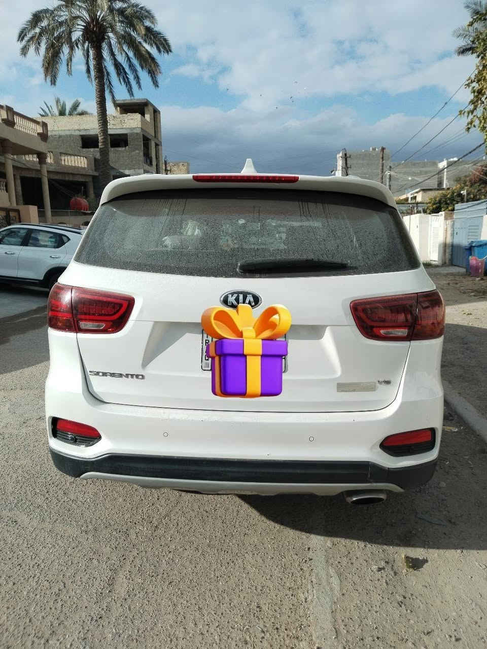 السلام عليكم
سورنتو خليجي 2019 بحالة الوكاله
السياره مكفوله كفاله عامه استلام شركه العامه المالك الاول
فول موصفات
بصمه ابواب وتشغيل
بانوراما شاشه
صندوك كهرباء
ويل كروم
وبعد كومة مواصفات اعلى فئه بالخليجي
السياره بيه تخم تاير يوكوهاما جديد

السياره رقم بغداد تحويل مباشر
السعر ٢٦٥ وبيه مجال المكان بغداد
الشراي يتصل ***********
