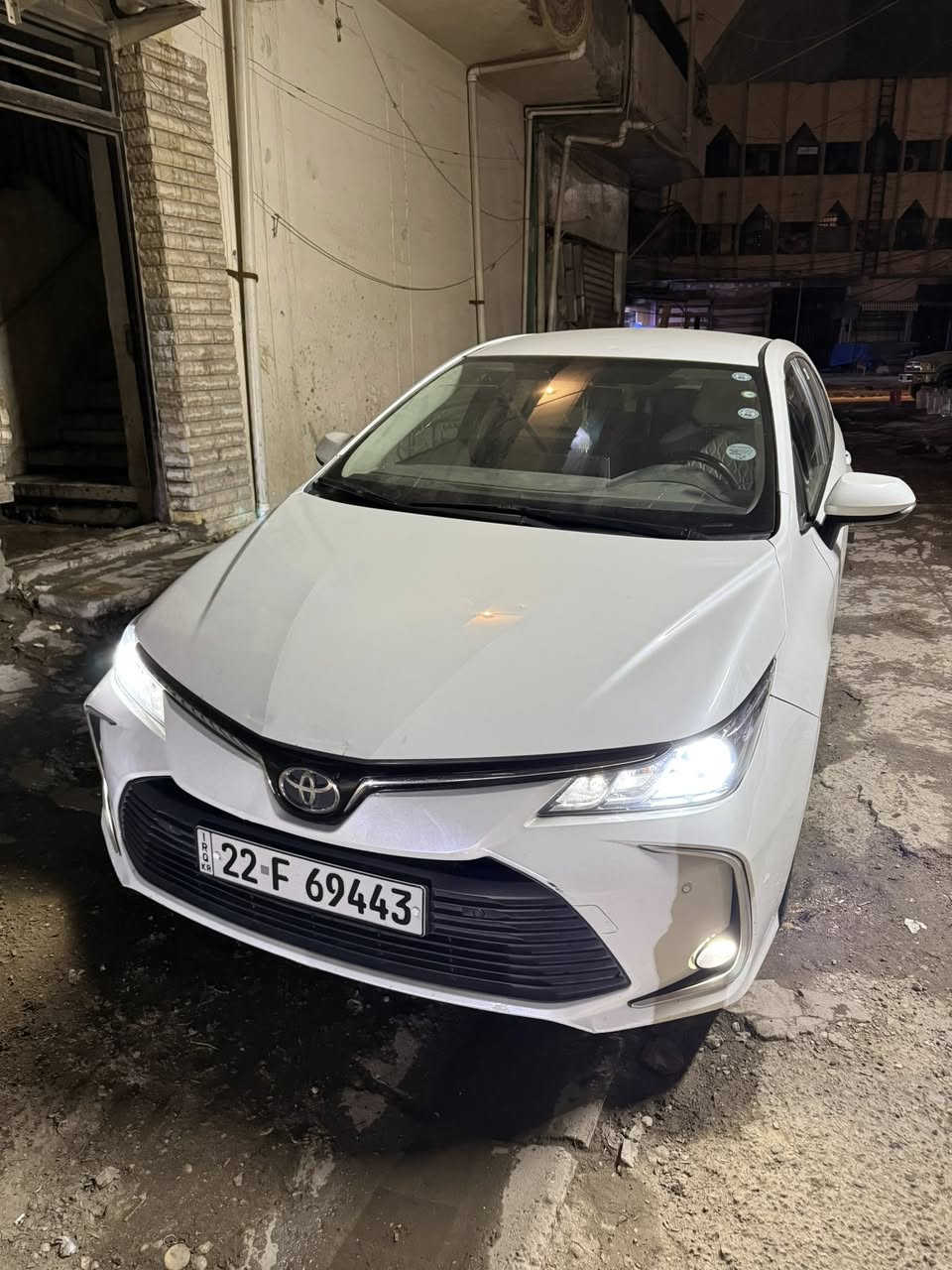 كورلا موديل 2021 فول عده الفتحه شركة ساز ماشيه 111 ألف هزه وسنويه جديده 148 ورقه بغداد الجديده للاستفسار *********** بيها حالوب و باب السايق مبدل ومصبوغ وبيها بارد مثل ما موضح بل سونار
