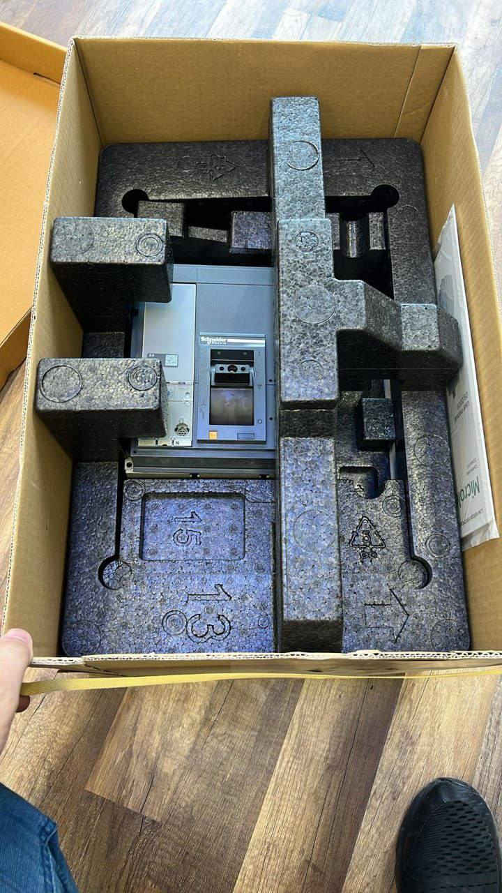 السلام عليكم رمضان كريم 🌹 ❤️ 
عروضنا ما تخلص 🧐🫡 رجعنالكم بخصم اقوه تدللون ‼️😁
(جميع المواد على السعر القديم لا يوجد تغيير بلسعر) 🫅🌹
خصم 30٪ على جميع القواطع الشنايدر لأصحاب المحلات التجارية والدوائر الحكومية 😲
....................................................................................
خصم 30٪ على جميع انواع الكوندكتر الشنايدر لأصحاب المحلات التجارية والدوائر الحكومية 😲
....................................................................................

للاستفسار واتساب : - *********** 📞🛜 📠

توصيل لجميع المحافظات 📦🚚 

ايضا لدينا معمل لتصنيع جميع انواع البوردات  بأيادي مهندسين وبأسعار تنافسية 📞🌹

تدللون ❣️🌹

#الجميع
