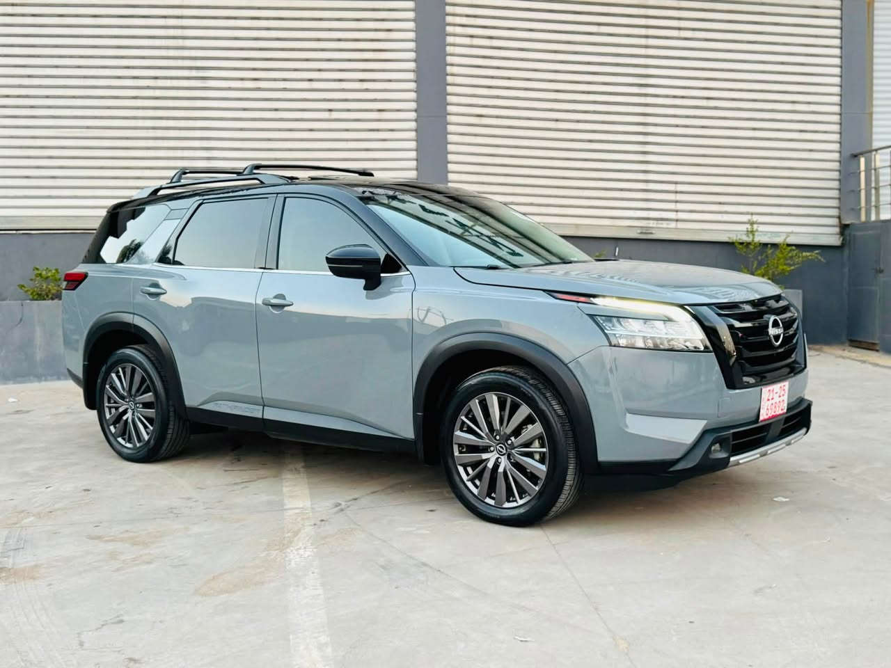 Nissan Pathfinder SL
نيسان باثفندر SL
موديل  2023
محرك 6V    3500 
عداد المسافة 41  الف 
سقف بنوراما 
رادار امامي (تحديد مسار)
رادار جانبي (نقاط عمياء)
رادار خلفي (تحذير من الاصطدام)
كاميرات 360°
كشنات جلد
كشنات خلفية تدفئة 
كشنات Vip
بردات خلفية
شاشة كبيرة لمس+كاميرا
صندوك كلير امريكا
سياره بيها حالوب 
بدون دواخل بدون ارباك 
تترقم شمالي شرط الترقيم
السعر//  225 مجال بسيط
عنوان  كركوك 
***********
مكلف بالنشر 

رقم الشاصي 5N1DR3CB5PC262770
