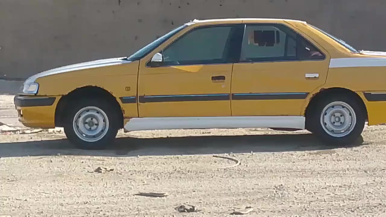 السلام عليكم للبيع بارص موديل 2011 سياره جاهزه مكينه وكير وحداديه مكفول تخم تاير كهربايات وباور دينمو باتري كوله جديد سياره ترايك 160ؤرقم احمر سنويه عضم سعر 15العنوان النجف لاستفسار على رقم *********** سياره مابيه خياسات الي بل دور صبغ مطفر من الغسل
