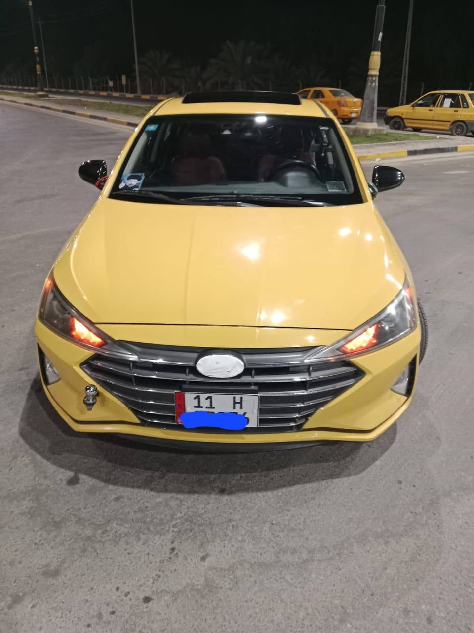***********الانتره 20فول واحد ع واحد رقم بغداد نكليزي بسمي مصفره هيه غرامات مكان كربلا مكينه 2000مكينه كفاله بلا فتح كير ايتي مكفول بلا فتح حادثه بنيد وجاملغ اليسربدون دواخل ومكانين بارد وباقي السياره كفاله حداديه جديده تبريد ثلج السياره جاهزه مابيه اي نقص السعر 135بيه مجال بصيط مامتواجد ع نت الشراي ينتصل بيع  امراوس

