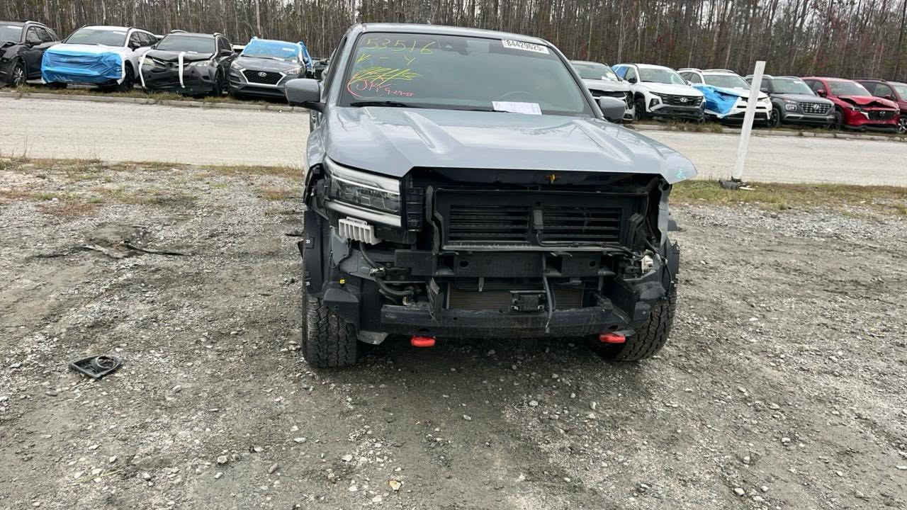 نيسان فرونتير PRO-X 2024 فول  مواصفات كامل سياره شرط بدون كلشي ما بيها بس جاملغ سرقه ومبدل ابيض ومصبوغ نفس اللون بدون دواخل سياره جاهزه من كلشي

 ماشيه 26 الف مايل 

صور الحادث مرفق مع المنشور 

للاستفسار ‭***********‬

