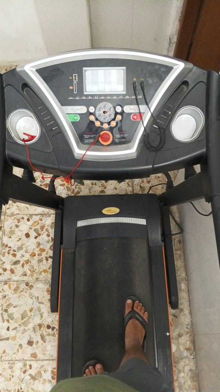 جهاز جري اي نقص ما بي وبي جهاز تنشيف البطن ورجاج ضهر كامل تفاصيل بي حساسات شغاله بي رام يصير وفلاش وأمان بي كل حساسات وتفاصيله شغاله  جهاز قوي وعملي سعر 375 وبي مجال بسيط مستعجل *********** وتساب موجود
