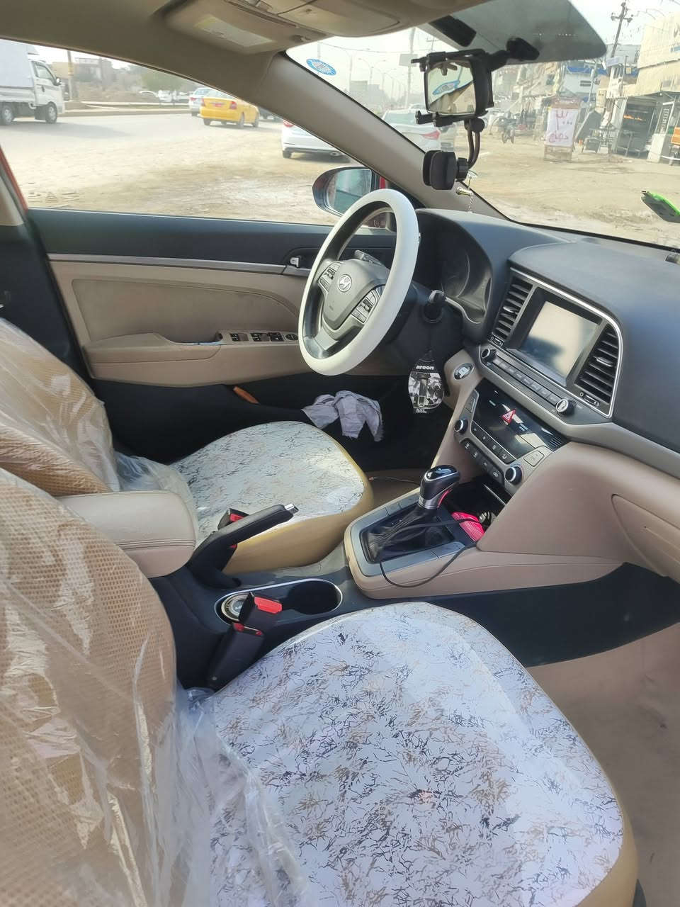 متاح الانتر ١٧فول عدا الفتحه داخل بيجي مدوشم بالنواب حادثها قبق الجنطه جوه رقم موظح بالصوره مناقصه برغي تخم تاير باتري جديد سياره متعوب عليها باسمي تحويل ثاني يوم سياره برغي مامفتوح بيها اعتذر عن نشر سعر من وره نفوس ظعيفه ***********
***********
