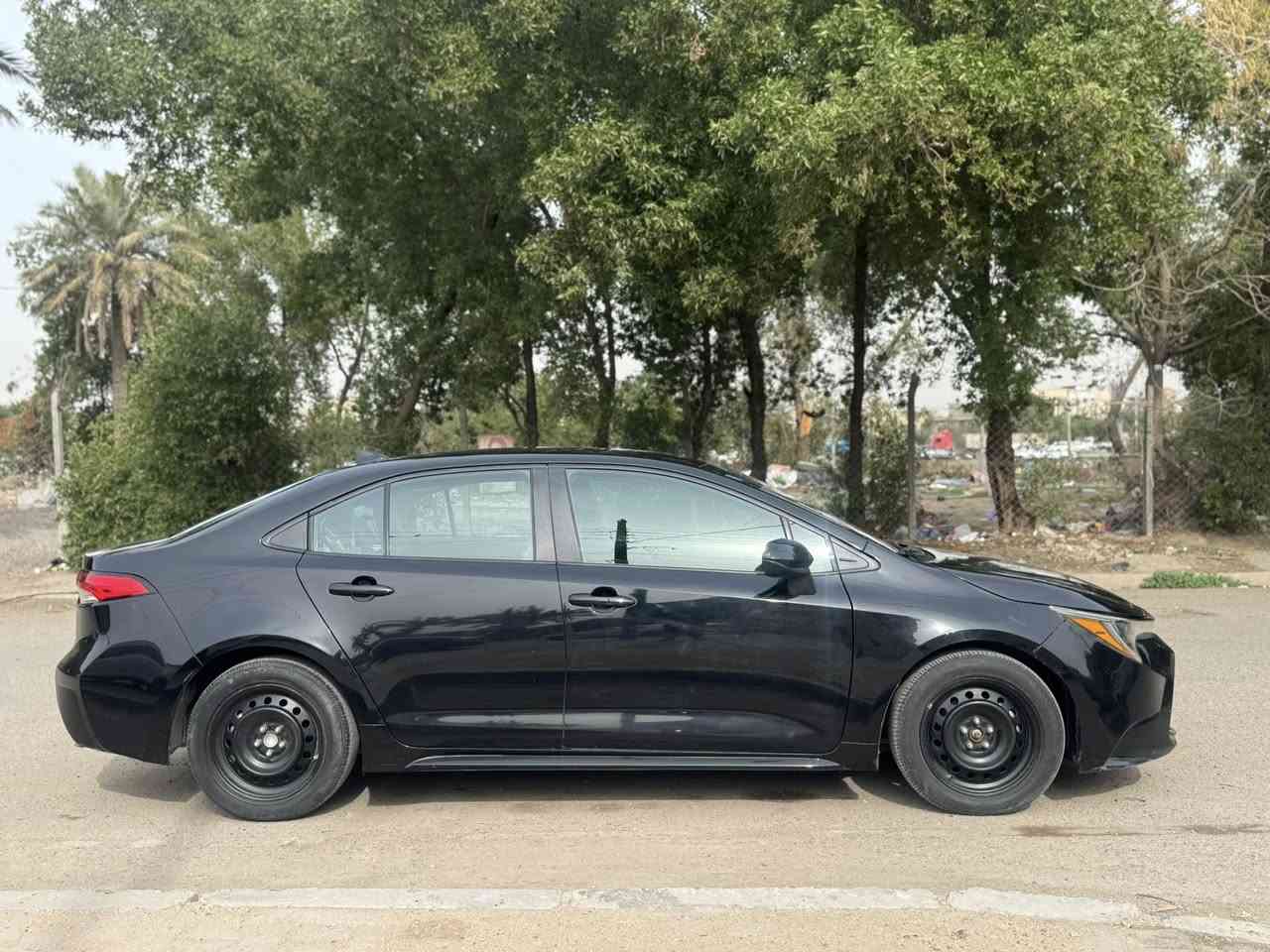 كورلا 2023 سيارة نضيفة وبدون نقص رقم بغداد حادثهه جاملغ وبنيد وصور السونار مرفقة مع الصور السعر 132$ مكان السيارة بغداد للاستفسار ***********
