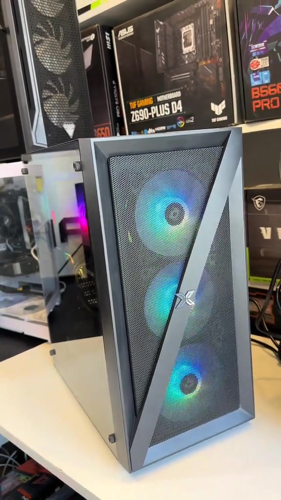 تجميعة اليوم شباب  i5 12400f H610m Ram 16gb  Ssd 512gb  Psu 650w Case 4fan rgp Rtx 3060 12gb السعر ٩٨٥،٠٠٠ العنوان بغداد السيدية شارع المركز للتواصل: *********** *********** #العراق #بغداد #تجميعات #pcgaming #حاسبات 
