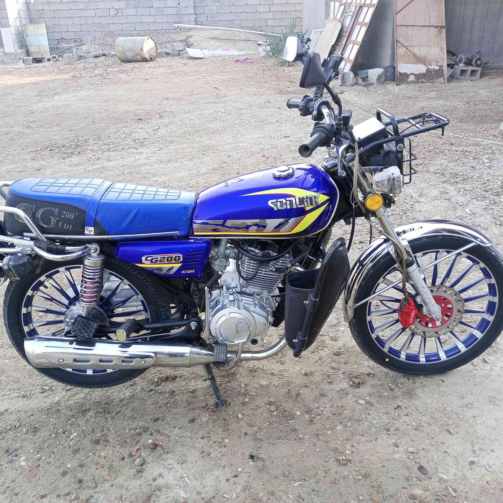 السلام عليكم دراجه ٢٤ سعر 750 وبيها مجال مكان فلوجه ***********
