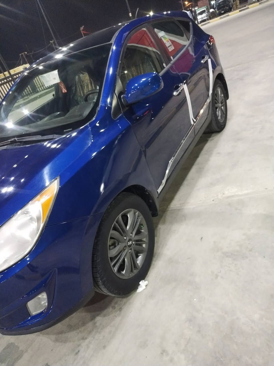 اسلام عليكم توسان وارد أمريكي جاملغ الامامي جهت اليسره والبنيد موجود سونار الموديل 2014 الرقم بغداد وتحويل ثاني يوم مكينه وگيار و تبريد خير من الله المكان كوت مركز المدينه رقم  الهاتف *********** السعر 133وبيه مجال
