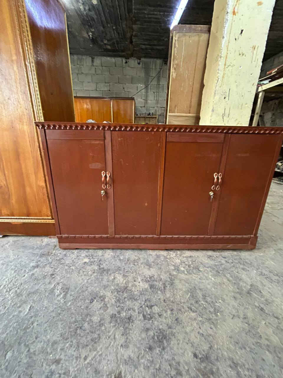 كنتور 4بوب حطاطة السعر 240الف
زاوية كنتورية حطاطة السعر 50الف
بوفية متر و30سنتم حطاطة السعر 65الف 
بوفية متر و70سنتم السعر75الف 
العنوان التاميم القادسية الاولى شارع المشاتل 
للأستفسار***********
