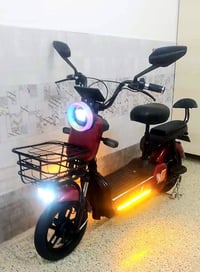 دراجة كهربائية • نظيف • باب الجديد