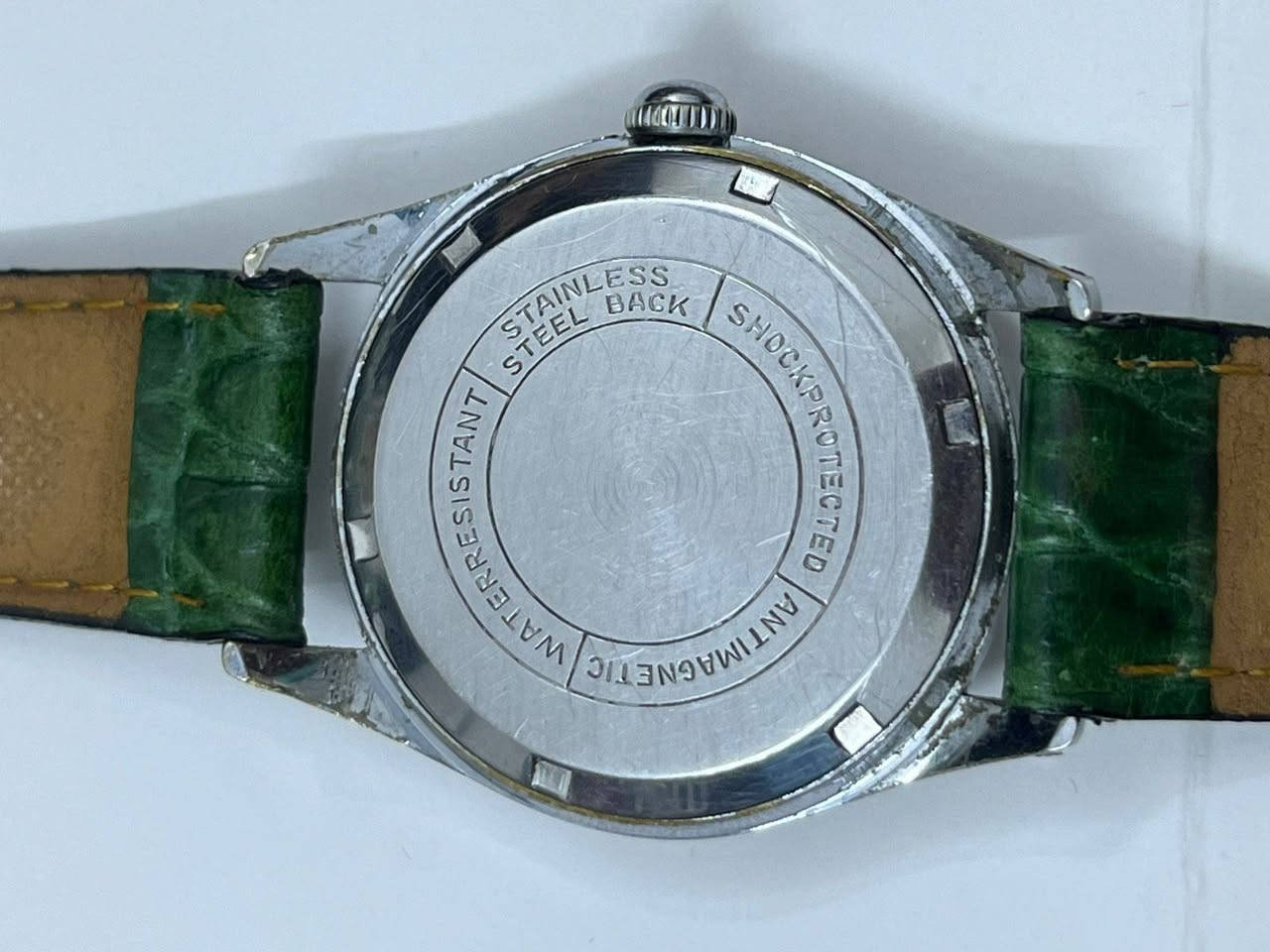 ماركه سويسري قديم
نصب تكويك 100 الف


**إذا كنت صاحب هذا الإعلان وتريد حذفه لأي سبب، رجاءا أرسل رسالة إلى الدعم الفني**