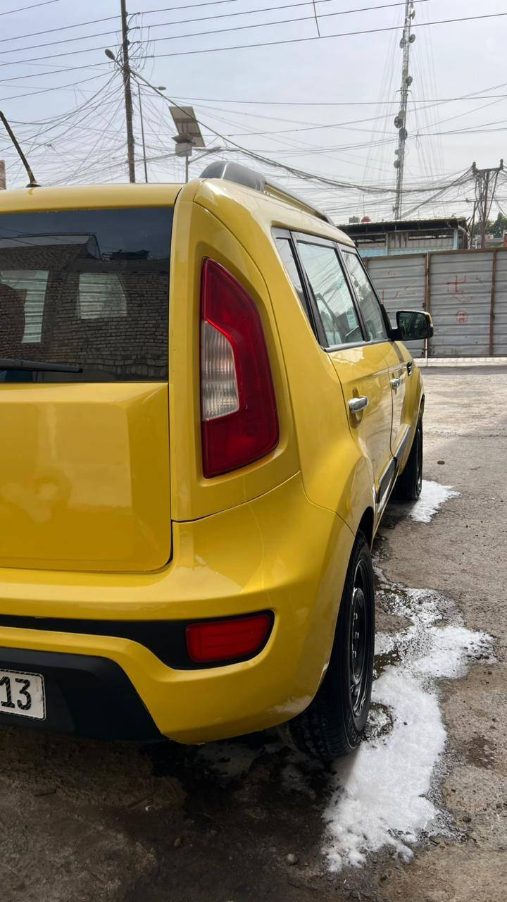 السلام عليكم كيا صول مديل 13 مكينه 2000دوش سياره فول ما عده لبصمه السيره ورد أمريكي ليبل واحد سيره مصفره هيه غرمان ما عليه رقم بغداد بسمي السيره  *********** مكاني بغداد
