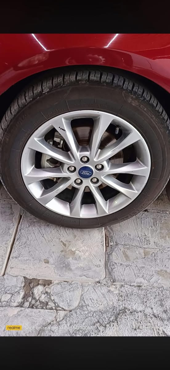 سلام عليكم اريد ويل 17 مراوس بتيتانيوم تخم كامل.  وياله جدد مالي ما عده واحد بي فطر صغير ومعالجة مرجعة بلادي مو لحيم
 مكاني بغداد مراوس راس براس رقمي ***********
