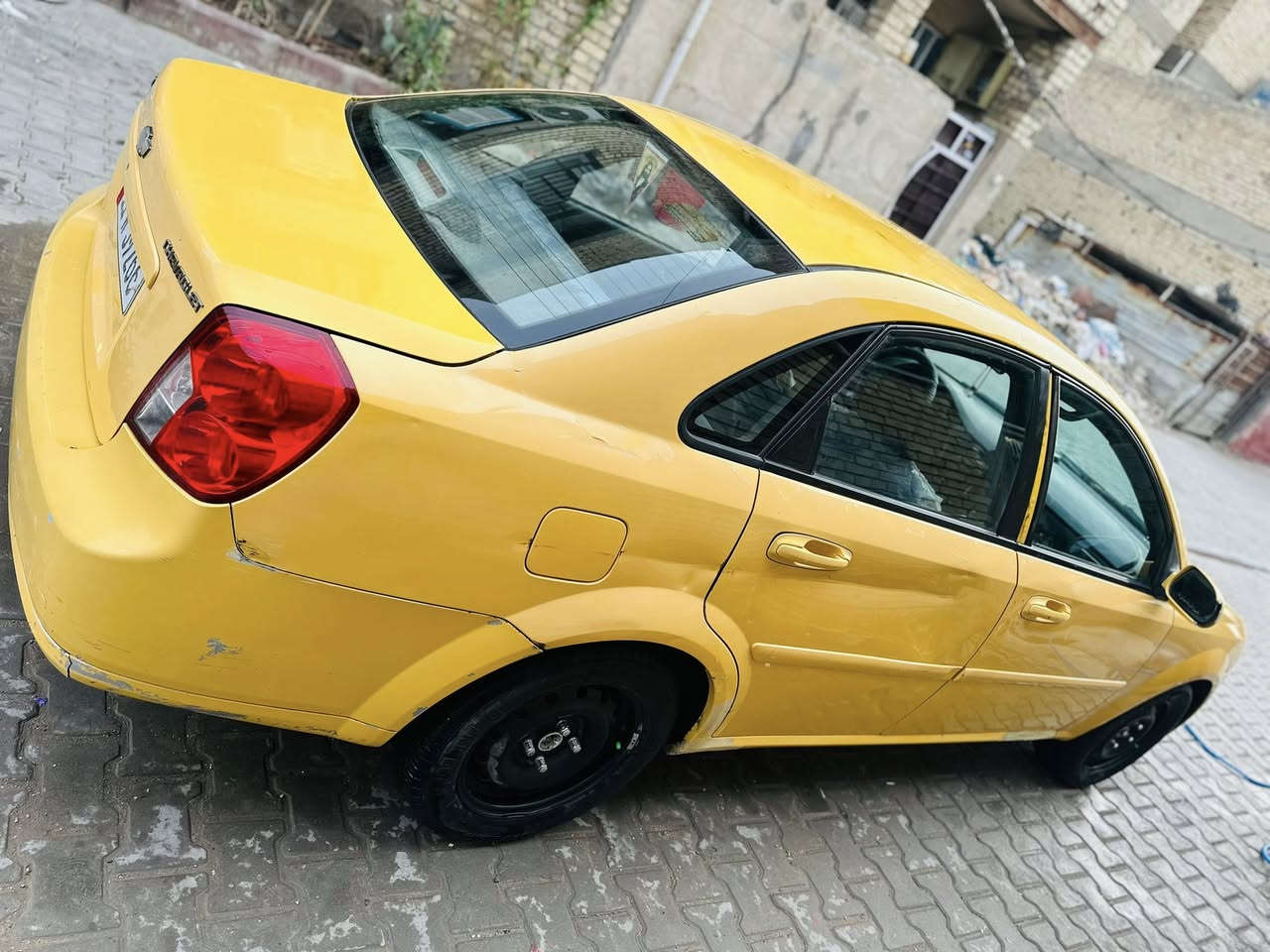 سلام عليكم احبتي البيع سياره اوبترا السياره خير من الله كير مكينه مكفولات مديل 2012شركه عامه 
بيه جاملغ من صفحت الصدر مبدل بدون دواخل  وطخه بل باب موضحه بل صور  سياره جاهزه ومابيه نقوصات غرامات مصفره هزه جديده هية مصفره رقم بيه نكليزي مكاني بغداد الشعله السعر 64وبيه مجال رقمي  ‭0774 242 0498‬
