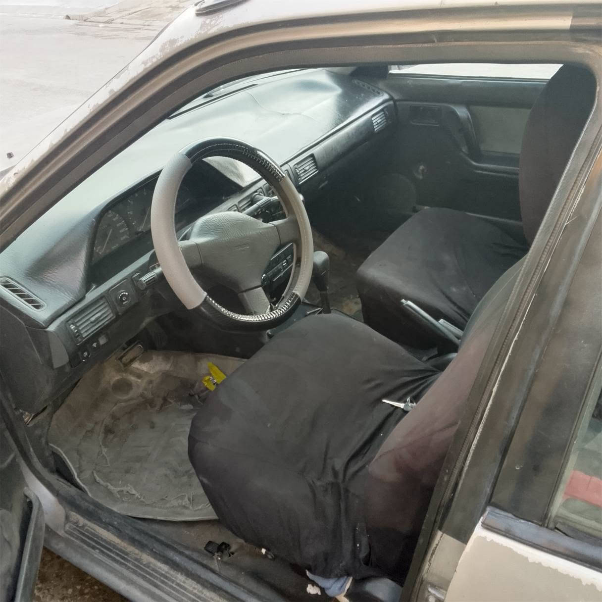 مازده مؤديل 1990.   323
 T. b  غازه كه به جيا بؤ فرؤشتن أربيل, العراق


**إذا كنت صاحب هذا الإعلان وتريد حذفه لأي سبب، رجاءا أرسل رسالة إلى الدعم الفني**