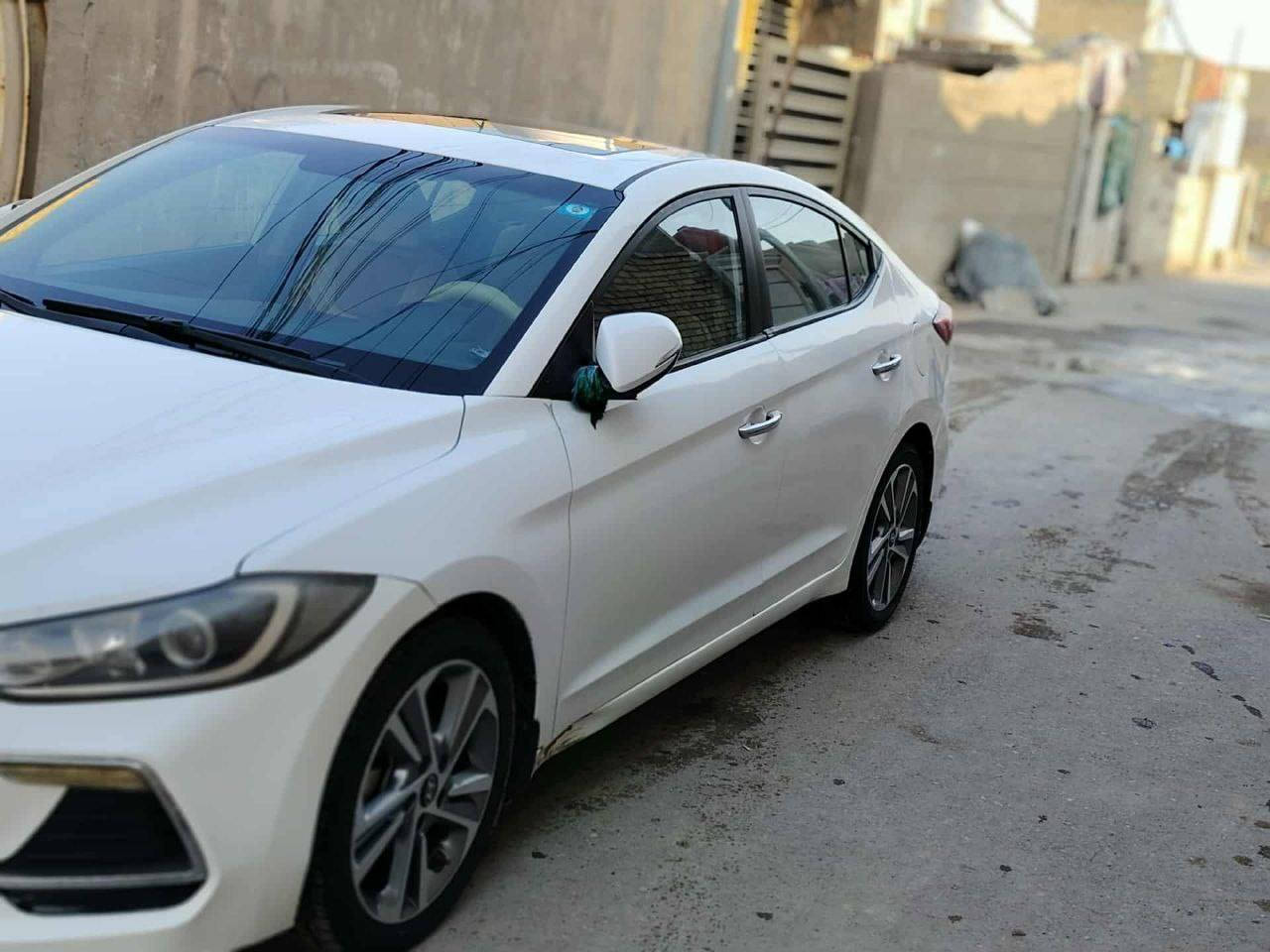 لانتره 2018 خليجي 
‎السيارة فول مواصفات 
‎فتحة سقف
‎شاشه
‎كامرة خلفية
‎حساسات

‎وباقي المواصفات معرفة للالنترا
‎
‎السيارة باسمي تحويل مباشر 
السعر 125 ورقة بي مجال

‎للتواصل واتساب
***********
