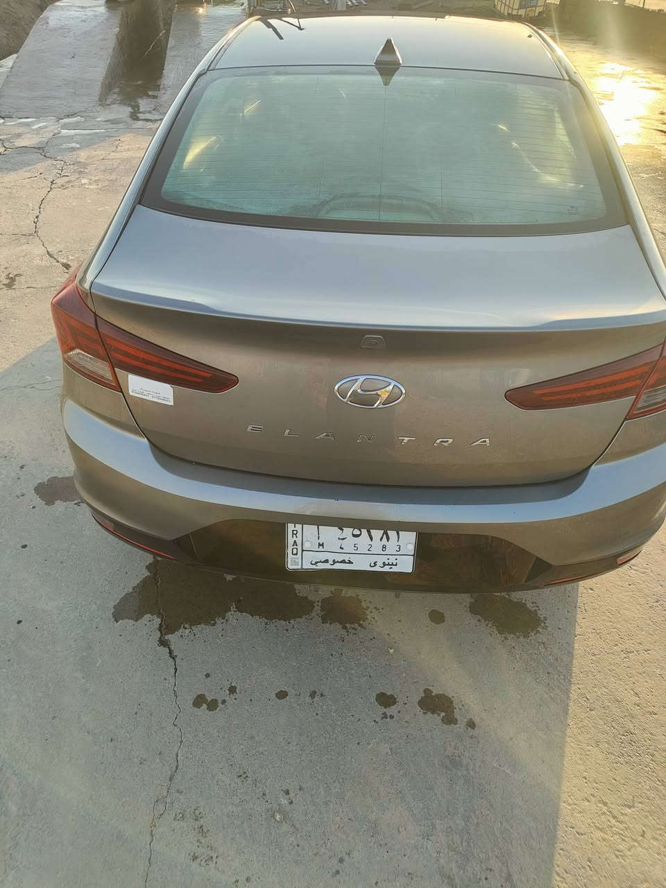النترا موديل 20 محرك 20 دوش مقدمة 70 وبالشهر 3
شرط كير ومحرك نظيف
حادثها جاملغ ايمن وشبر بالباب
مواصفات نص فول
تحديد مسار
كاميرا
حساس تصادم امامي
حساس مرأة
مانع انزلاق
بيها كوبون بانزين 
ماشية 98 الف ميل
بيها رصعة بالباب الخلفي معدله بارد وتكحيل
ب133 ورقة نقد يرهم معارض مع احدث حسب القناعه
وترهم مقدمة زينة وبالشهر مع الضمانات
باسمي ***********
