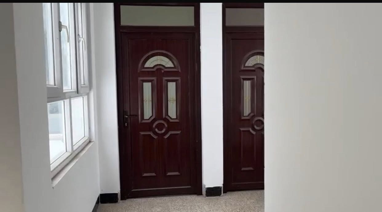 عروض مكتب زين العابدين للعقار
🔹دار للايجار 
🔹الموقع حي المالية 
🔹المساحة ١٥٠ م
🔹غرف نوم عدد ٥
للتواصل زيارة مكتبنا او الأتصال على الارقام 
***********
***********
نستقبل كافة عروض البيع والشراء والإيجار 
موصل تقاطع الجسر الرابع بجانب شاورما هاتاي
