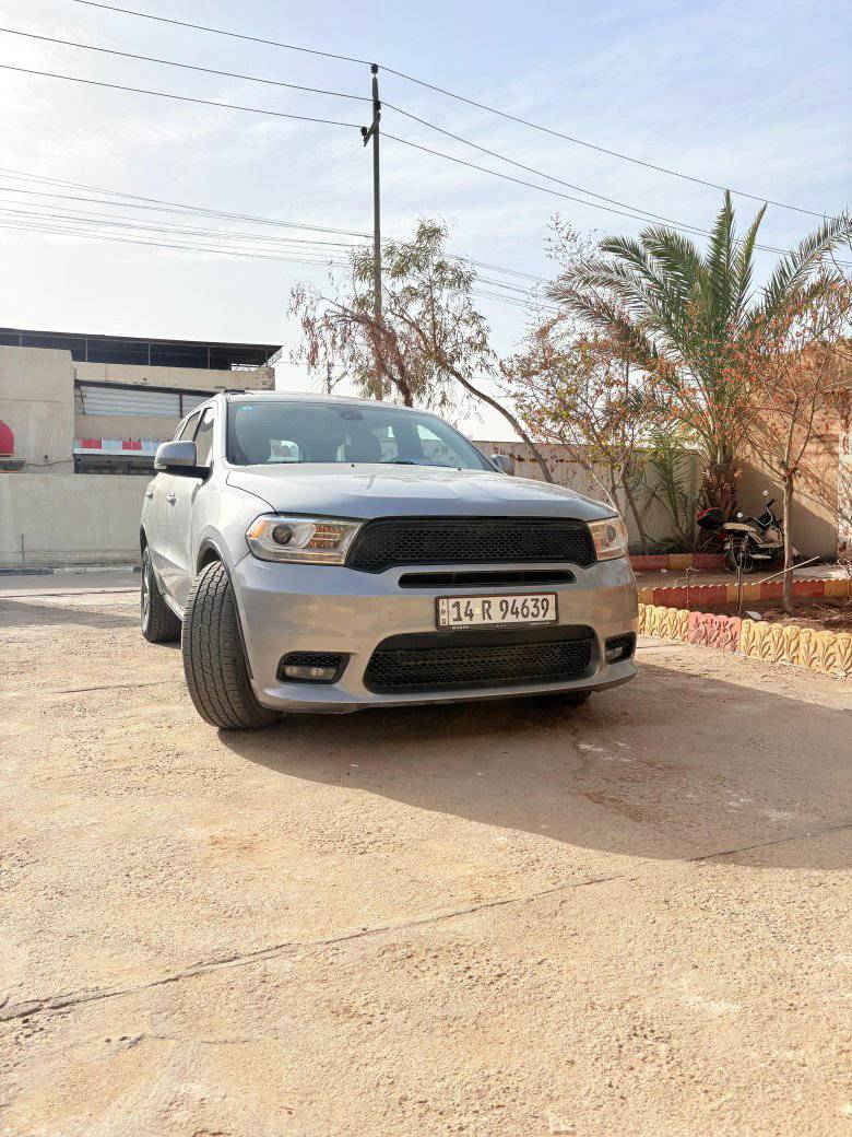 السلام عليكم.....
دورنكو خليجي موديل 2014 ليميتد فول مواصفات محرك 3600
رقم بصرة الدولي باسمي باب خلفي جهة اليمين مصبوغ بدون معجون أو تعديل 
السعر 220 
مكان السيارة بصرة 

***********
