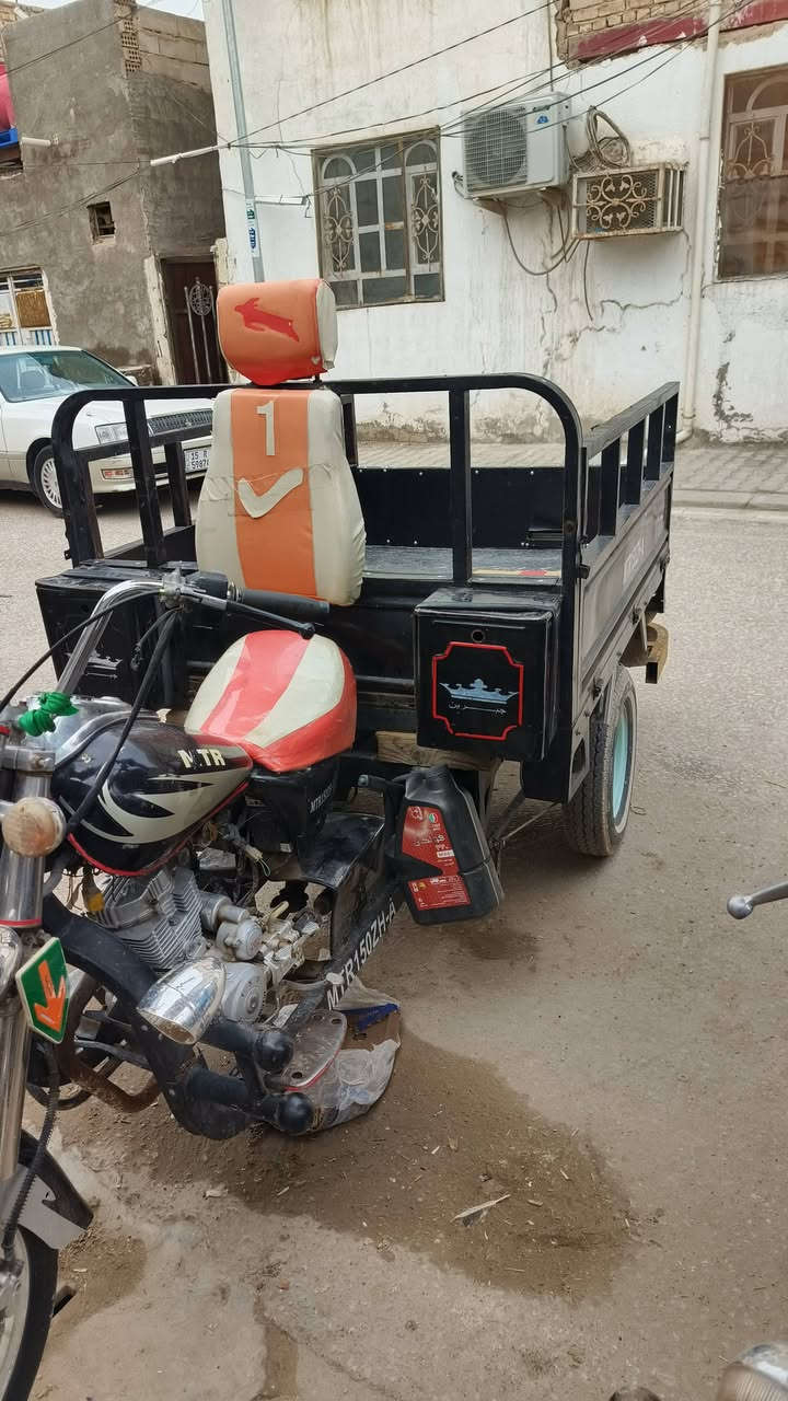 سلام عليكم ستوته mtr مديل ٢٠٢٠
رقم وسنويه
السعر 2 100 مليونين  واميه وبيها مجال قليل
مكنه نجف حي الميلاد
***********
