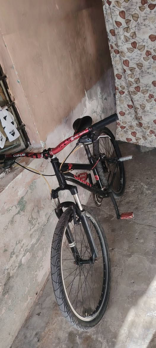 السلام عليكم شباب رحمه لوالديكم الي ميعرف بيي ليضل يسولف شراي راسل مو شراي لدوخني جينت استعراضي فول نضافه كدام العين ستيرن رياضي ول اصلي موجود سعر 175بي مجال لل طيبين


**إذا كنت صاحب هذا الإعلان وتريد حذفه لأي سبب، رجاءا أرسل رسالة إلى الدعم الفني**