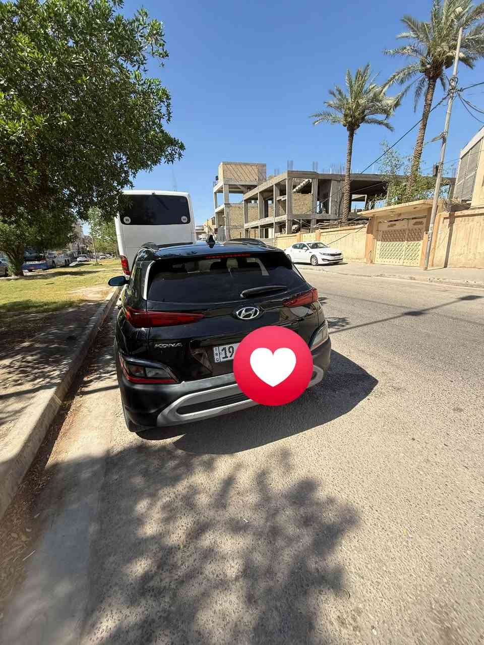 كونا  موديل ٢٠٢٣  وارد أمريكي ضربته بيبان ال ثنين لي بصف سايق ومبدل بل عراق  سعر خاص ***********
