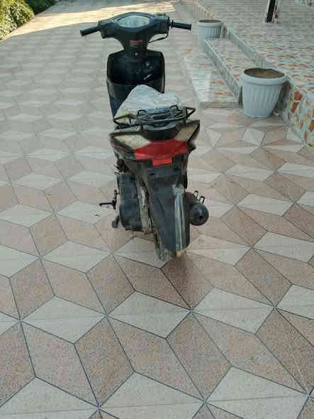 دراجه
250 وبيها مجال محرك ياباني مبدل

جديد .‏‪***********‬‏.
رقم بي وتساب
