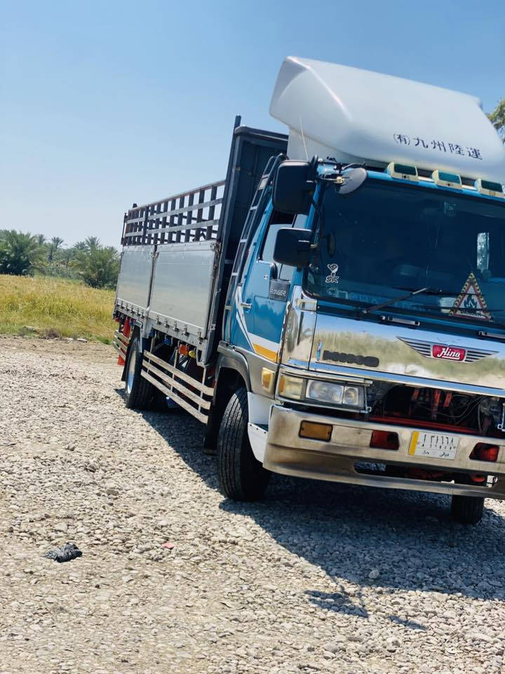 سلام عليكم هينو طيره 70سوبر  6 وربع  تاير 19 و نص التصال  ***********
