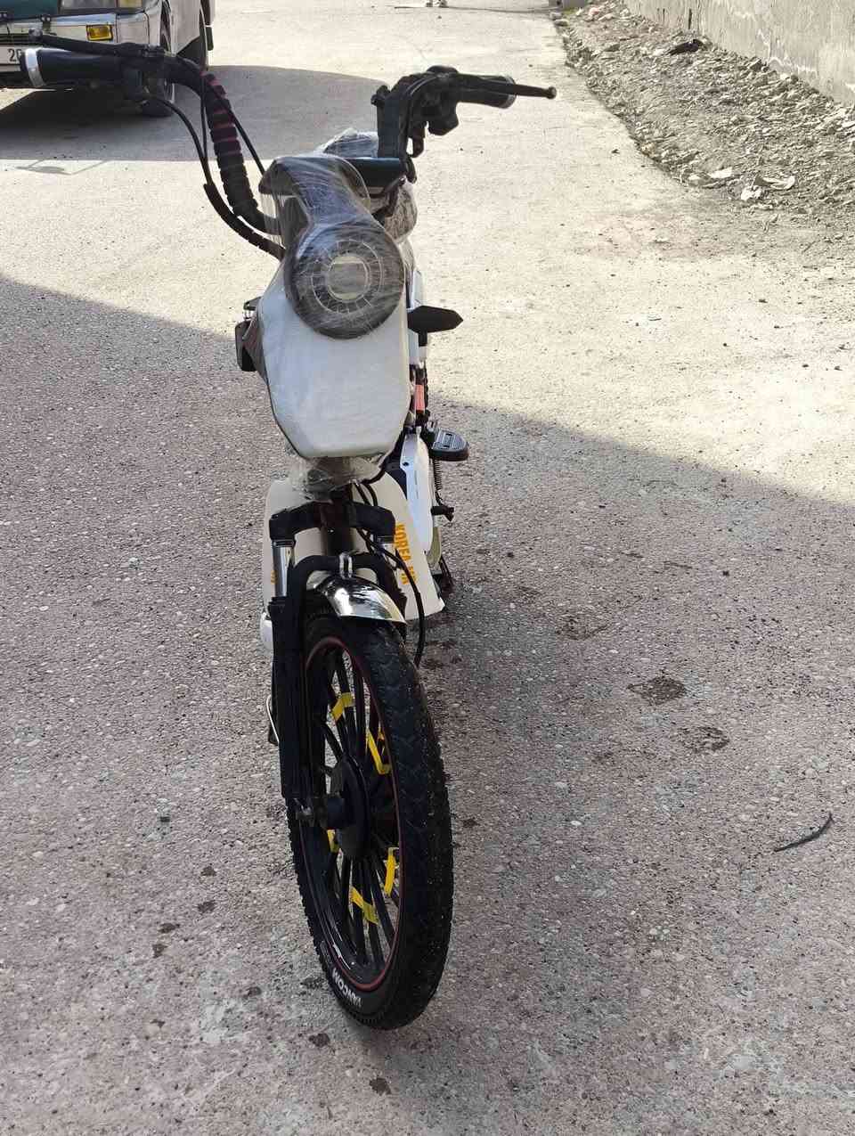 السلام عليكم ورحمة الله وبركاتة دراجة شحن للبيع مكان ديالى بعقوبة السعر 175وبي مجال اي استفسار علة هذا الرقم ***********
