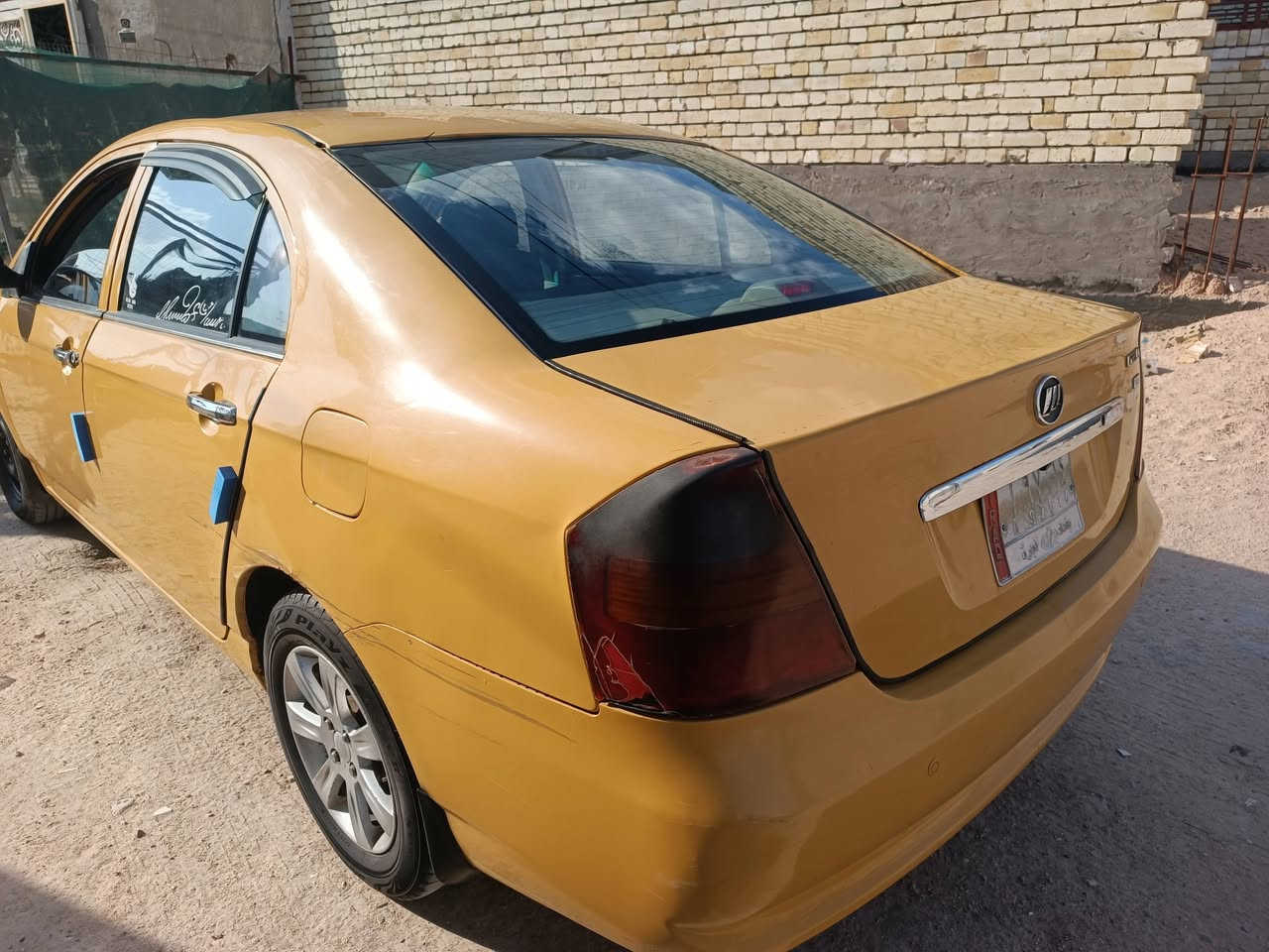 السلام عليكم ليفان محرك وكير كورلا اوتوماتيك مصفره هيئة وغرامات رقم ألماني بغداد مشروع وطني السعر 37 وبيه مجال مكان السيارة كربلاء ***********
