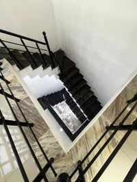 الشعب التجار الثانية • ١٠٠م • مشتمل مدخلين