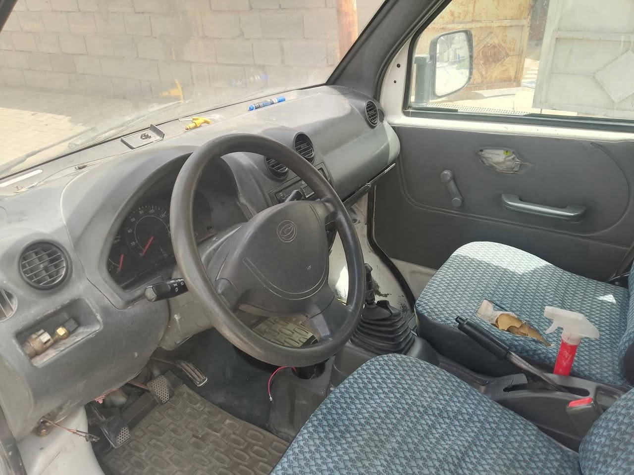 للبيع29$
سياره 2012 جاهزة محرك 1300 قتصادي جديد مكاني بغداد 
***********
0756178457
