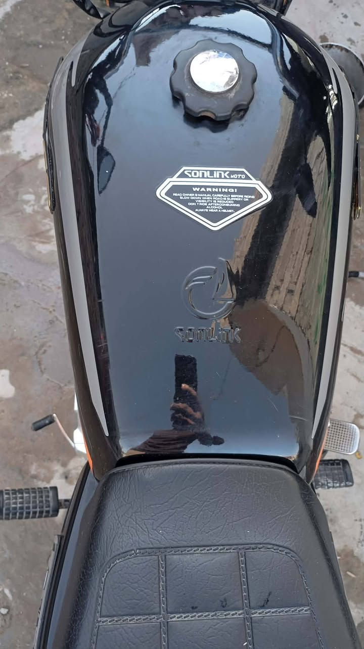 سيفان موديل21
ع وضع الشركه
محرك بلادي
مكفول  كفاله عامه برغي ماناقصه
بي منفيس 
مكان صكلاويه


**إذا كنت صاحب هذا الإعلان وتريد حذفه لأي سبب، رجاءا أرسل رسالة إلى الدعم الفني**